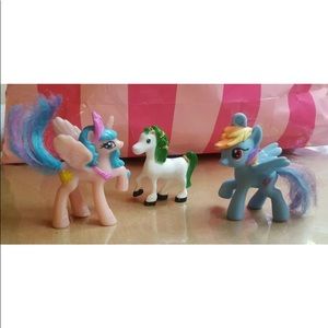 2 HASBRO MY LITTLE PONY Ponies Unicorn + 1 unbranded Pony Pre-owned 2011, 2012